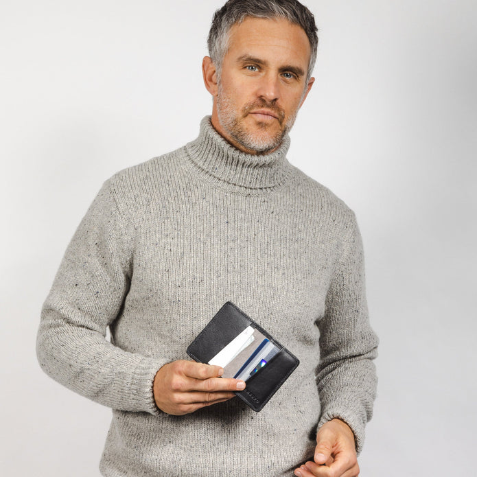 Compact Bifold with RFID protection - Black